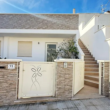 بيت للعطل Casa Al Mare توري سان جيوفاني أوغينتو